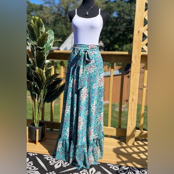 Boho SKIRT by  BISOU BISOU wrap around belt sz M Like New - Picture 3 of 14